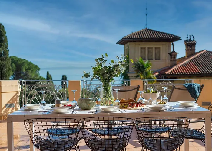 Luxury Seaview Apartment, New Aircon Heating