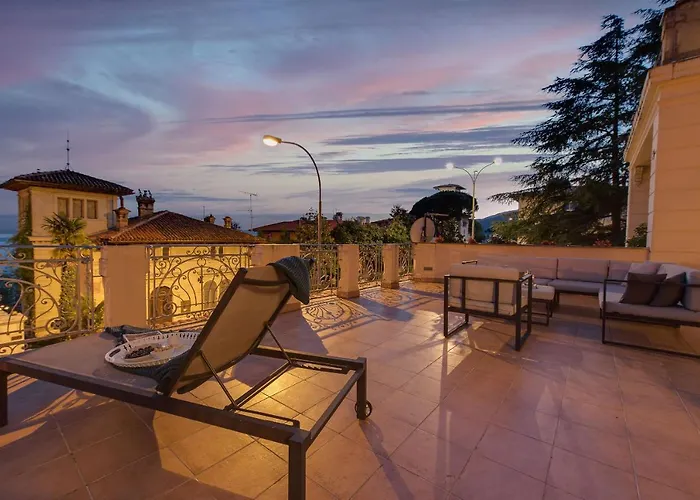 Apartment Luxury Seaview Apartment, New Aircon Heating Opatija