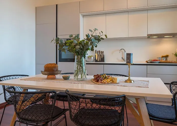 Luxury Seaview Apartment, New Aircon Heating Apartment