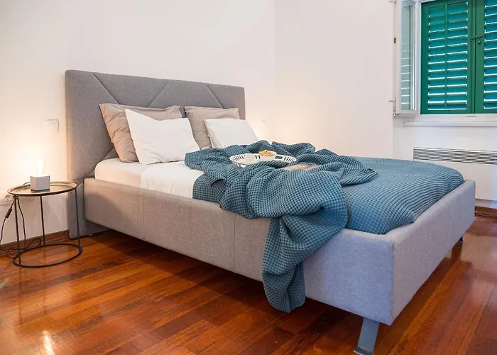 Luxury Seaview Apartment, New Aircon Heating *