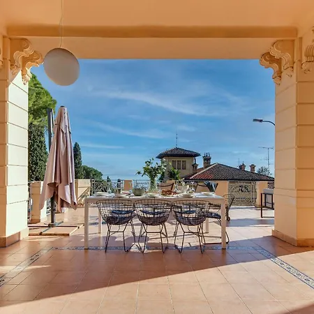 Luxury Seaview Apartment, New Aircon Heating *